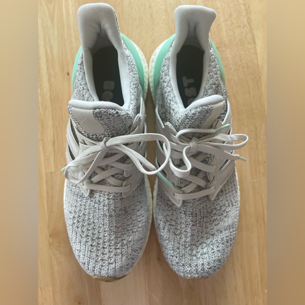 Adidas Ultraboost 4.0 Carbon Mint - Picture 3 of 4